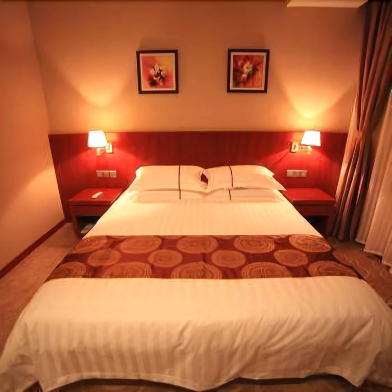 Mid-Levels Holiday Inn