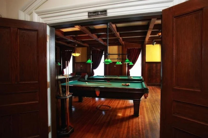 The Stockade Inn