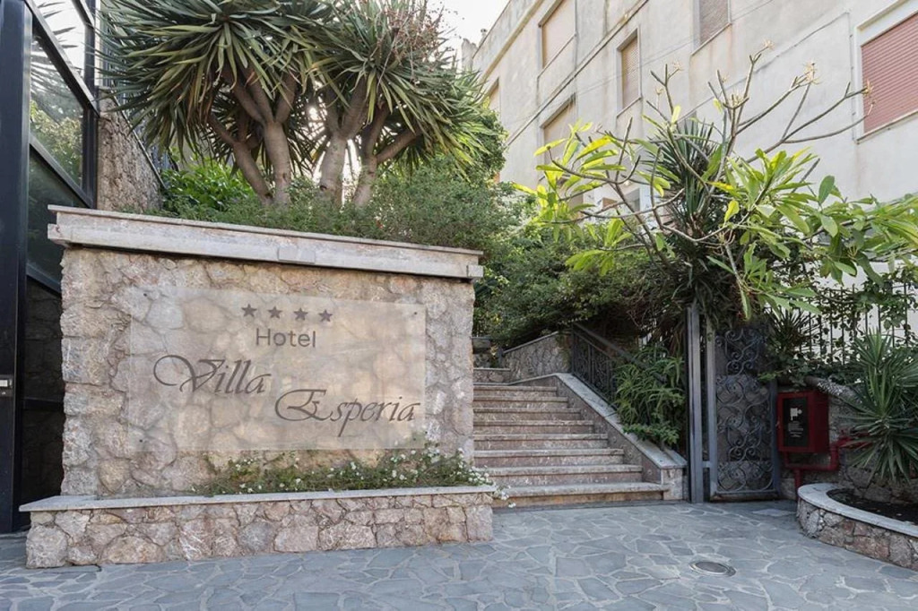 Hotel Villa Esperia