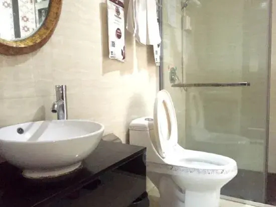 198 Business Hotel