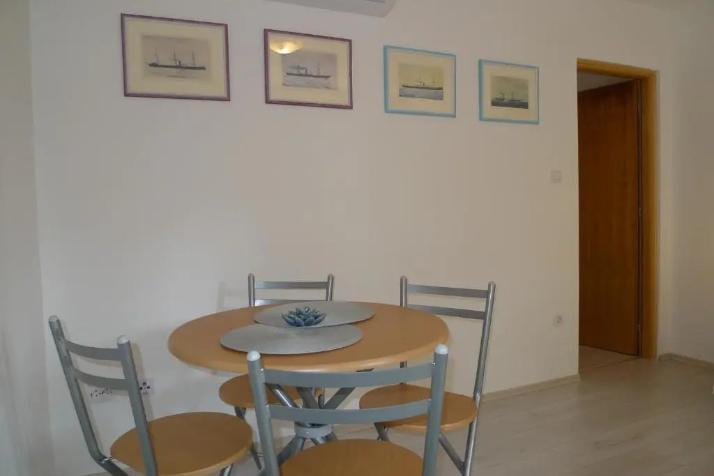 Studio Apartments Seka