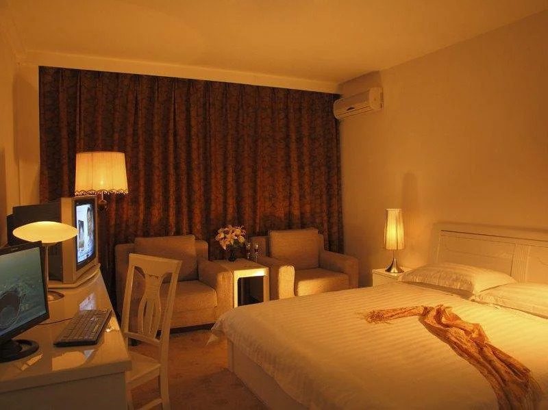 Huili Business Hotel