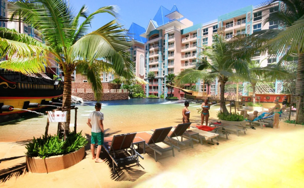 Grande Caribbean Condo