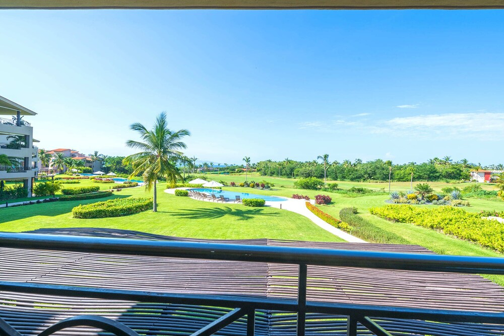 Amazing 3 Bedroom Condo
