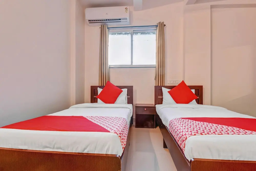 Oyo 47376 Ekab Hospitality