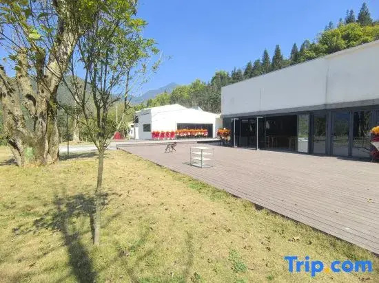Yunli Chanyang Homestay (Jinfo Mountain)