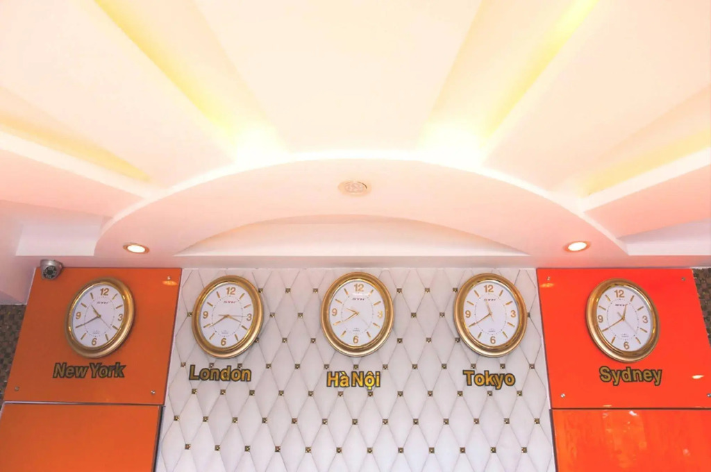 Lee Park Hotel