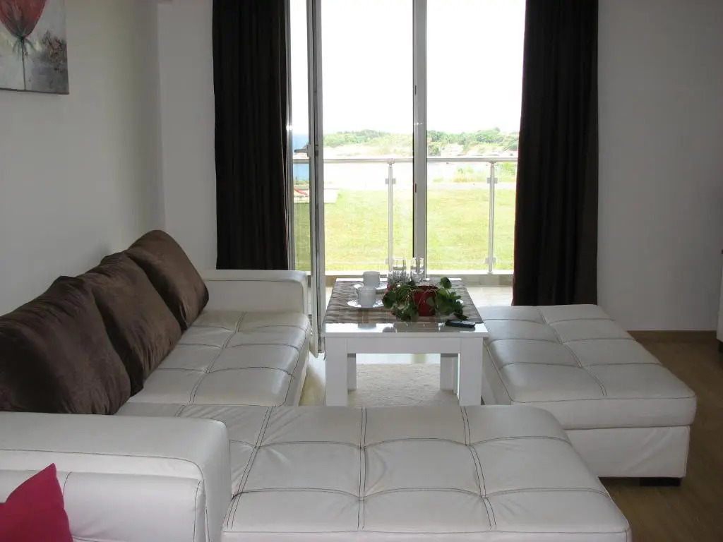 Two-Bedroom Apartment Donika