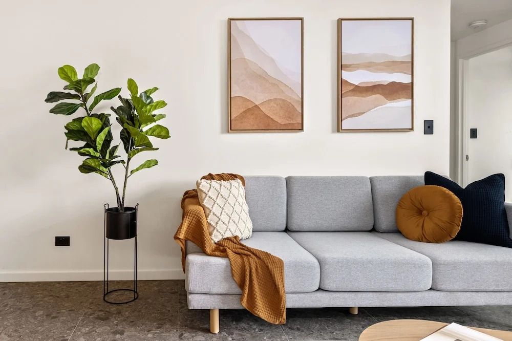 Cinema Suites Apartments by Urban Rest
