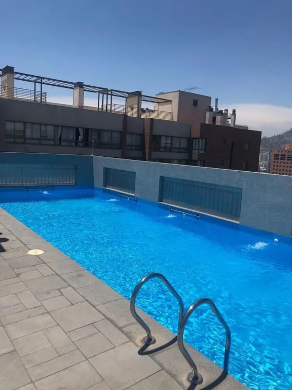 Chic dowtown Santiago for 4 pax