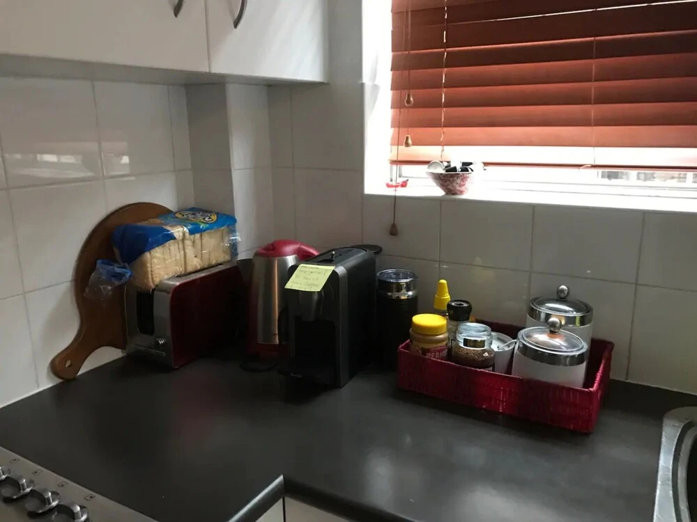 Cozy Marrickville Apartment Near Centre