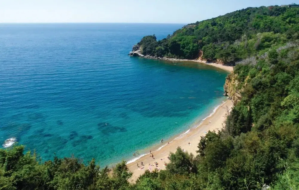 Awesome Home in Budva With Wifi, 2 Bedrooms and Outdoor Swimming Pool