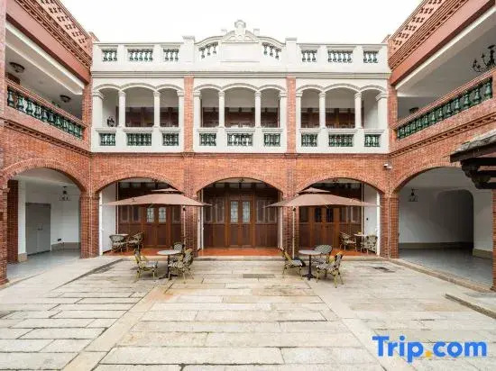 Xiyue Minnan Courtyard Hotel