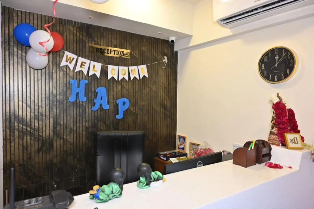 Hotel Avadh Palace, Subhash Bridge, RTO Circle, Ahmedabad