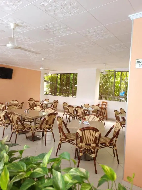 Zahira Hotel Melgar