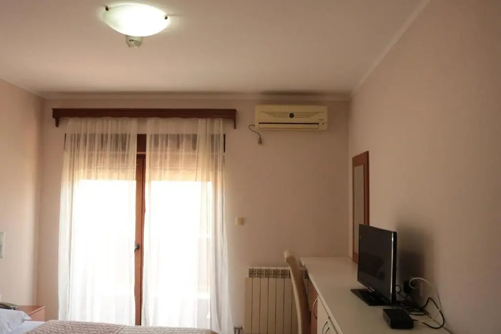 Hotel Perjanik