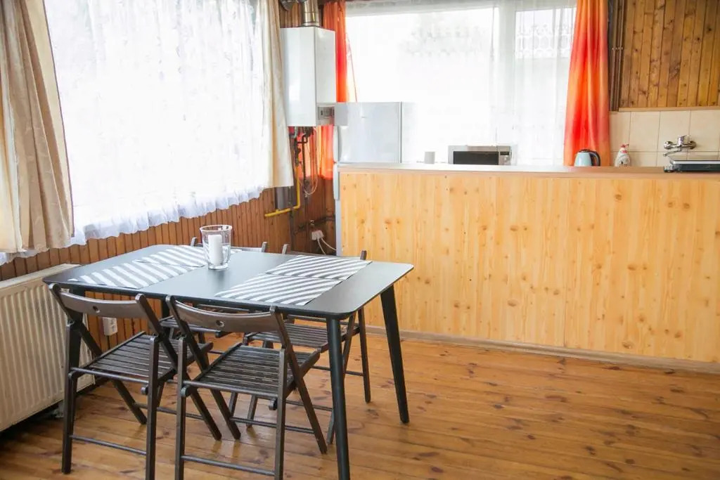 Camping Oaza Błonie Kórnik Domki Standard Plus - 3 pokoje