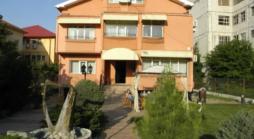 Complex Turistic Green House
