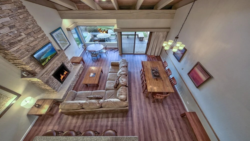 628 Lake View