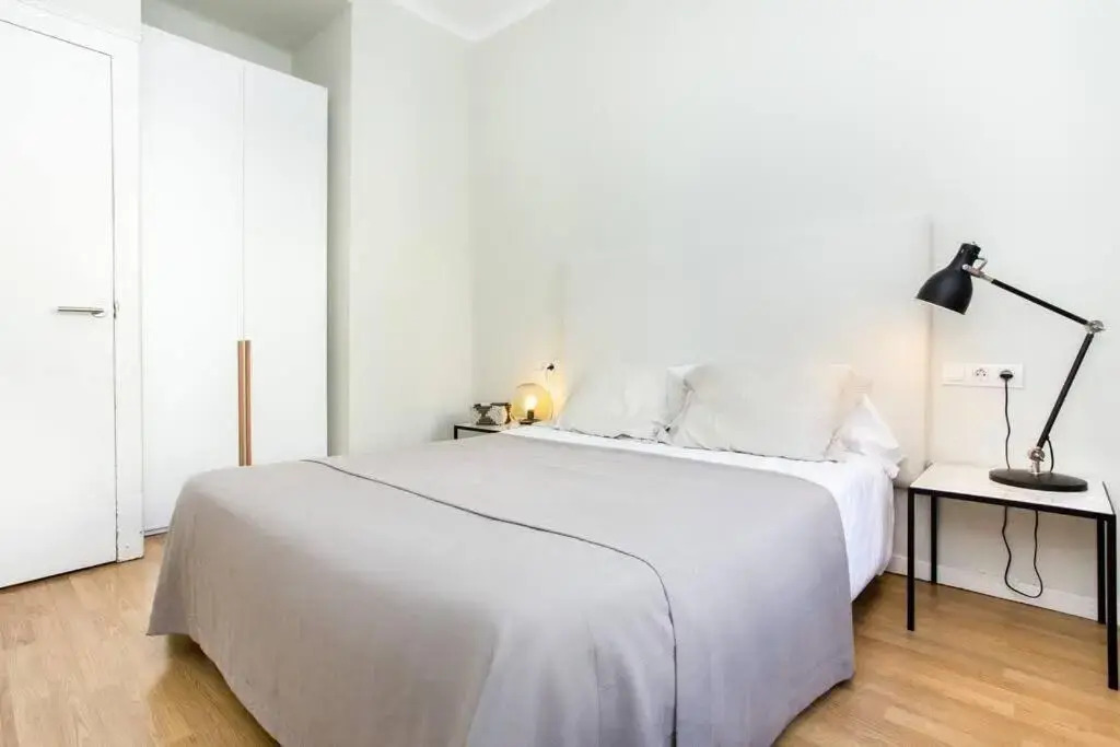 Bright and modern 3bedroom in Las Ramblas 3 1B