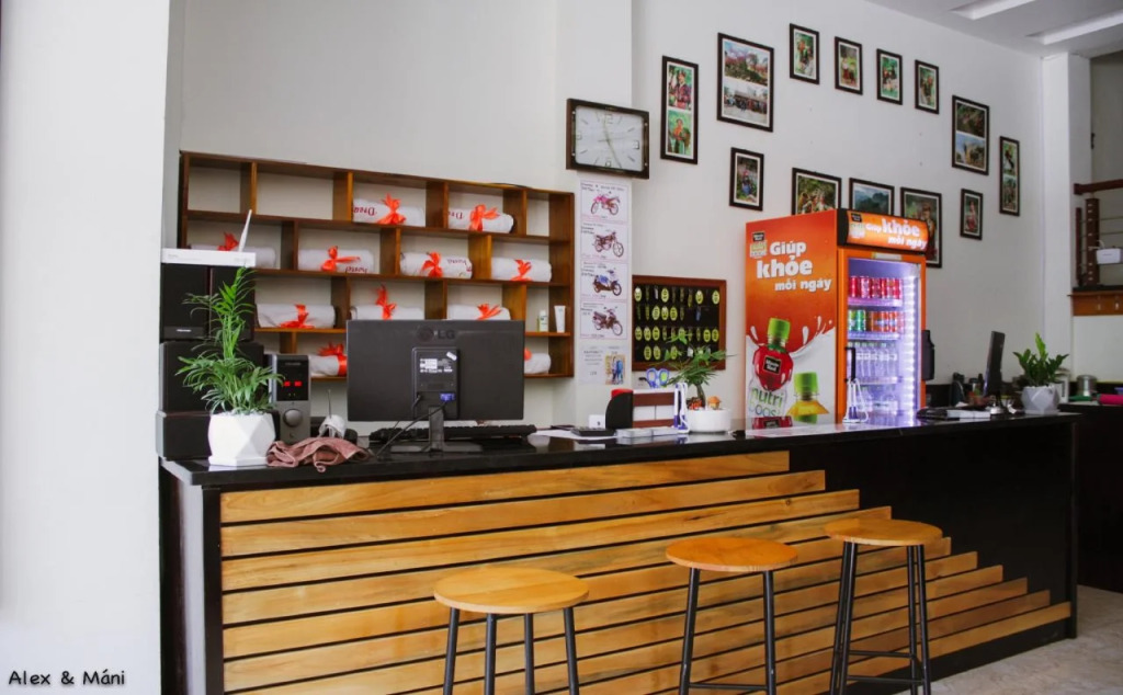 Bong Hostel Ha Giang loop