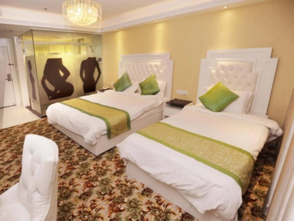 City Express Hotel