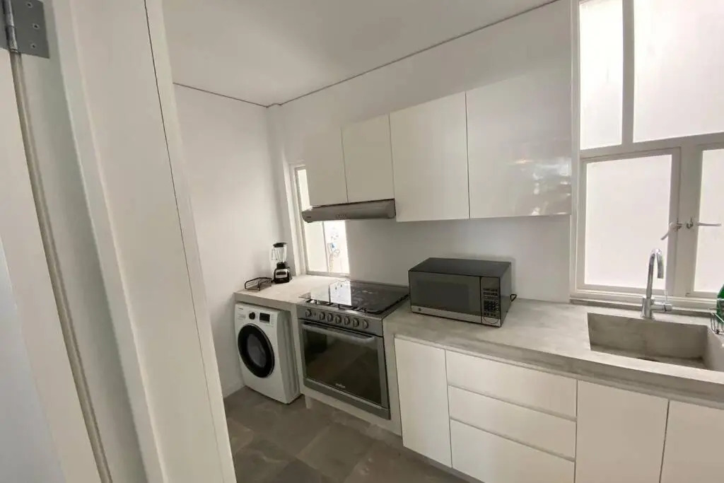 Best Location 3 bedroom apt in CONDESA