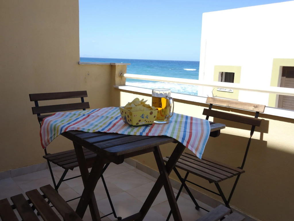 Almyra Apartments & Suites