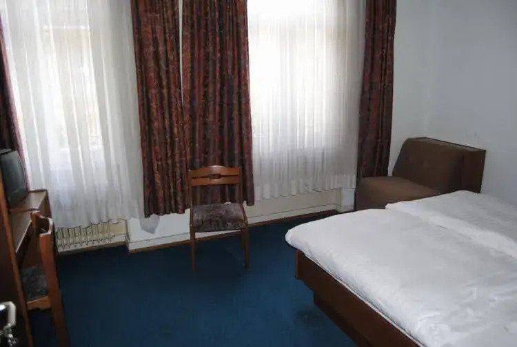 Hotel De La Sure