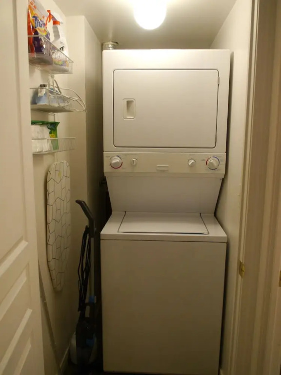Amazing New 1BR Condo with Parking