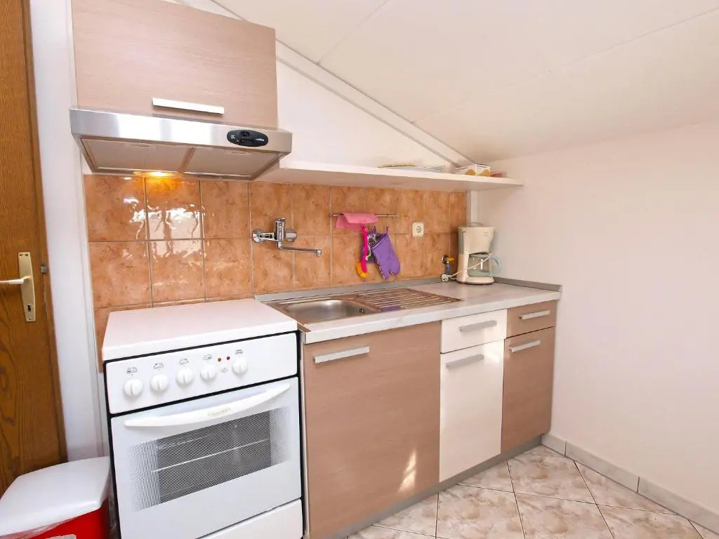 Apartments Orange 994