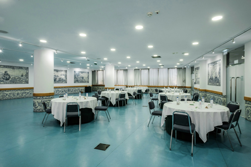 Holiday Inn Lisbon-Continental by IHG