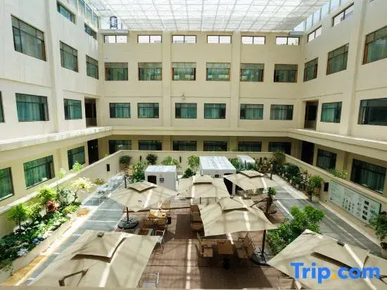 Atour Hotel Lhasa the Potala Palace Plaza Beijing Middle Road