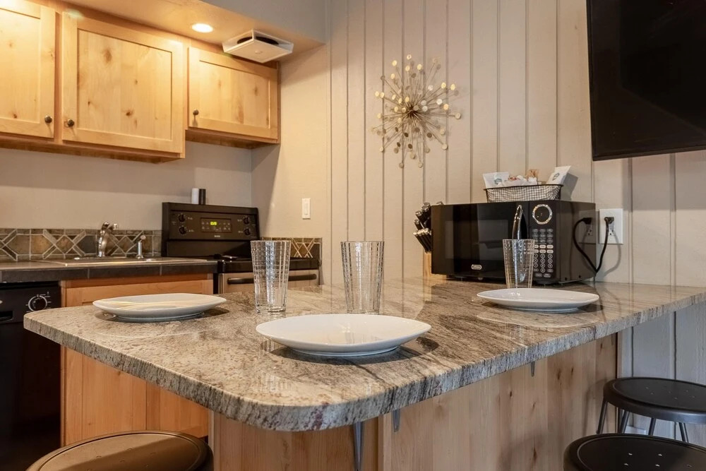 Ski House 225
