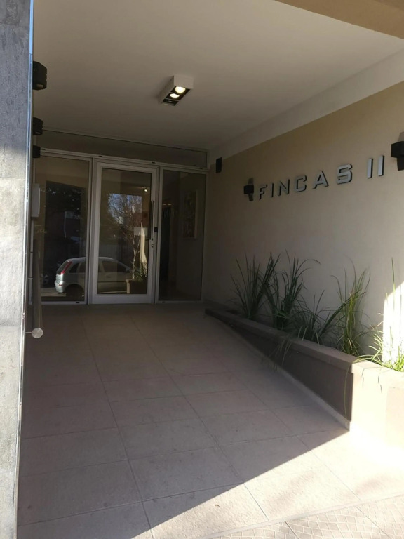 Carlos Paz - 3 Dormitorios con cochera - Zona céntrica residencial
