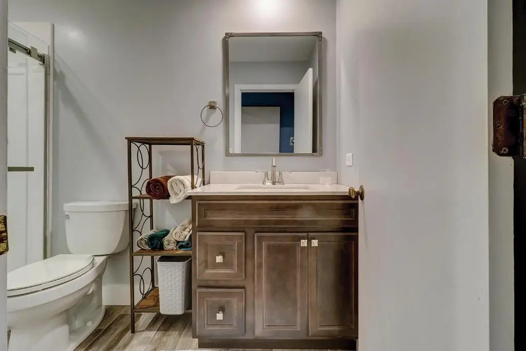 147 Greens 2 BR 25 BA Golf Shipyard