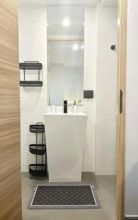 1BR Loft Pool Gym  Walk to Naiharn C181
