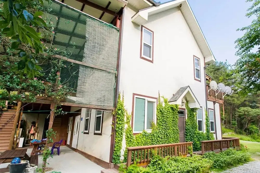 Yeongwol Deulkkotsanjang Pension