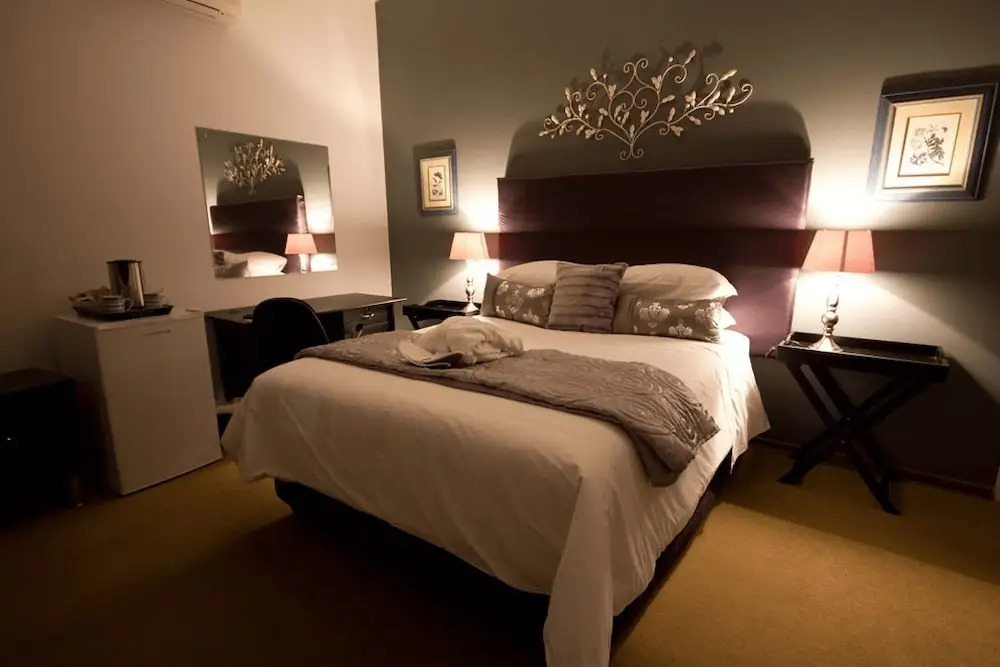 Loerie Lodge Guest Houses