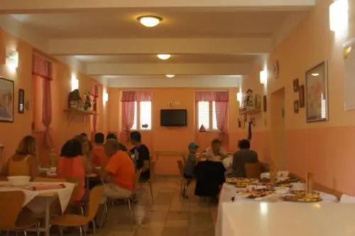 Hostel Adria Zadar