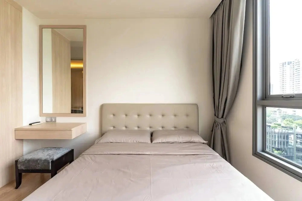 Free Airport Pick Up Rooftop Pool Gym Near BTS Emquartier Shopping City Center