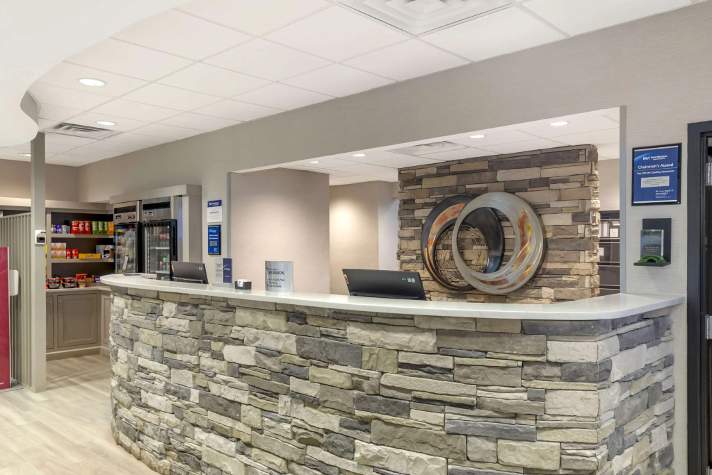 Best Western Plus Greenville I-385 Inn & Suites