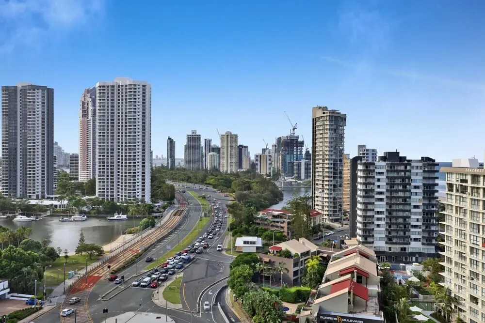 Ocean View 2-bed With Pool, Tennis Court & BBQ
