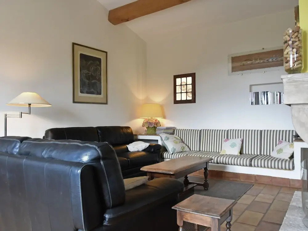 Provencal Air-conditioned Villa With Private Pool and Stunning Views