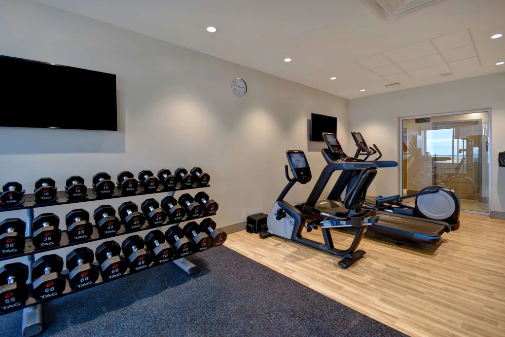DoubleTree by Hilton Virginia Beach
