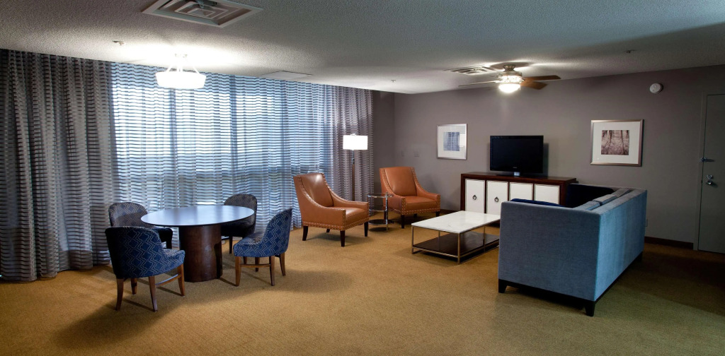 DoubleTree by Hilton Bloomington Minneapolis South