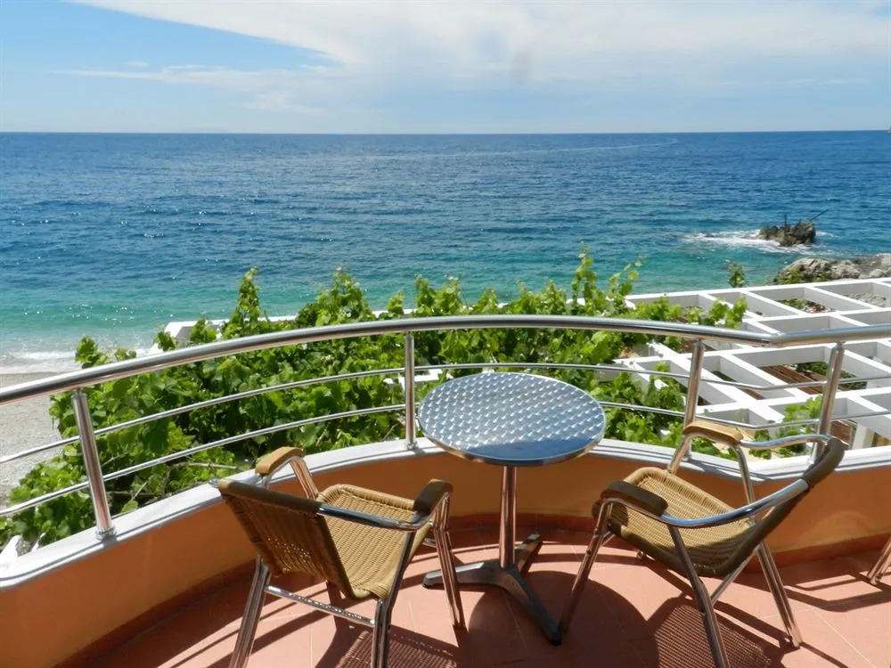 Mare Bed & Breakfast Hotel