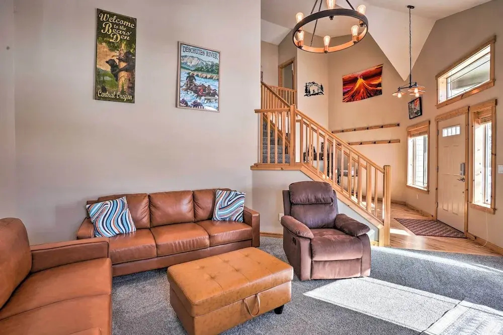 Family-Friendly Oregon Vacation Home w/ Yard