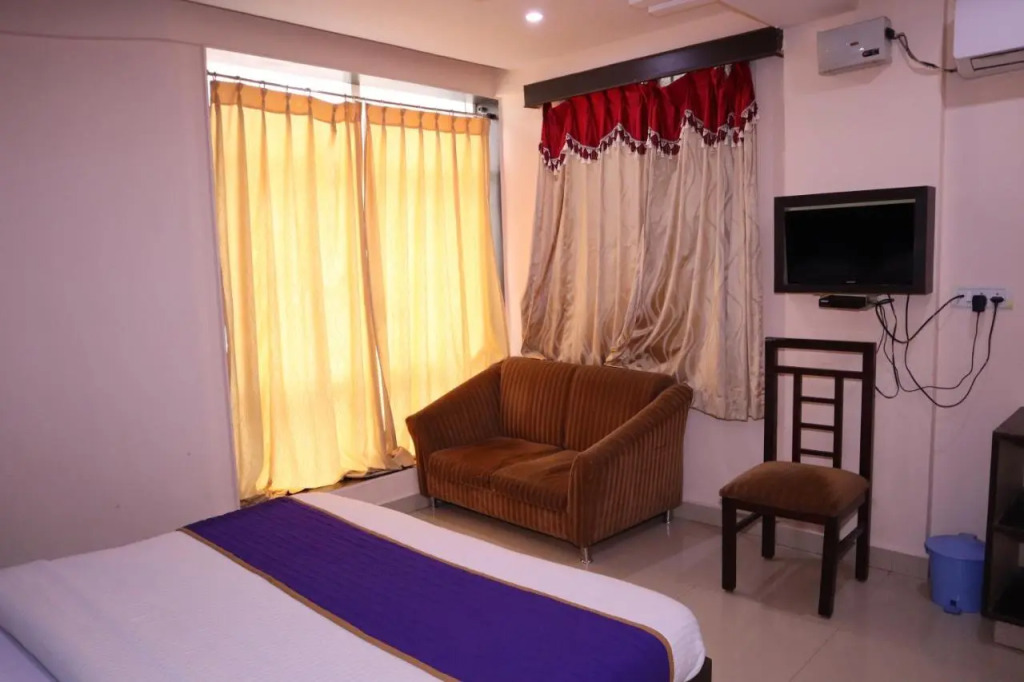 Smilestay BNS Lodge