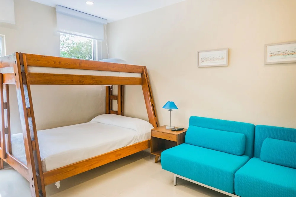Azul 101 by Riviera Rentals
